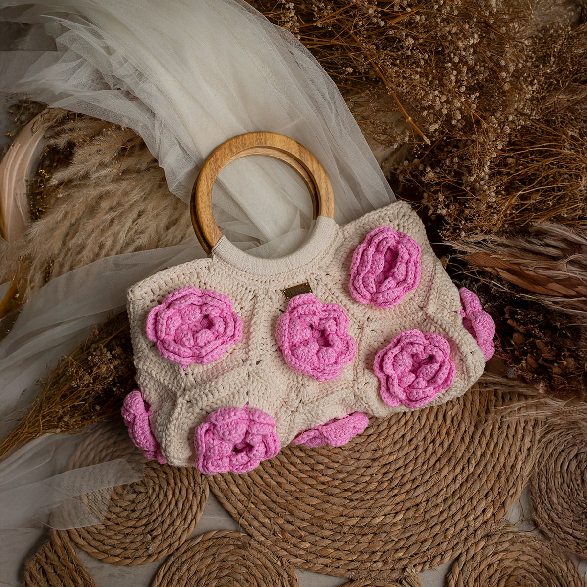 Rosella-cream_and_pink-